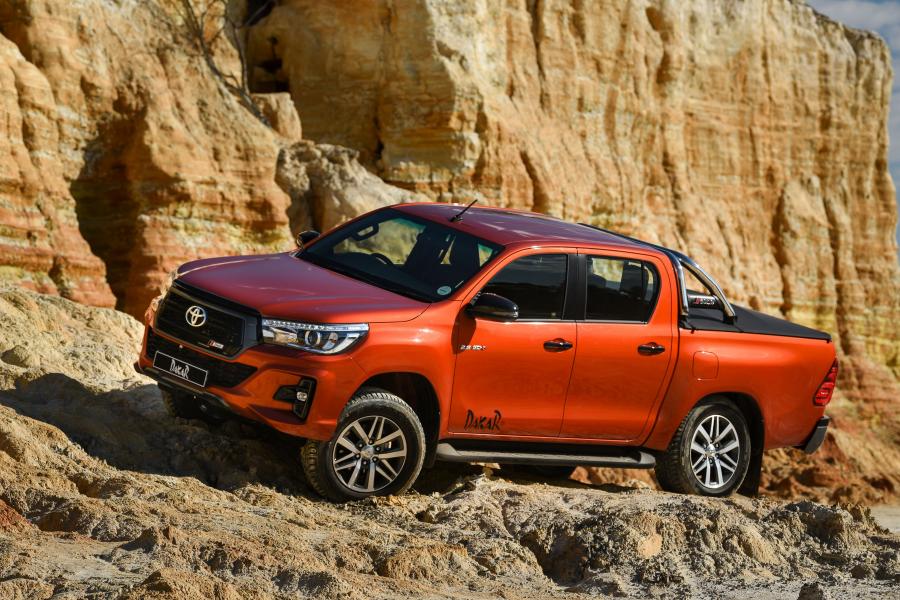  Toyota Hilux Dakar Double Cab 2018 года  (ZA) (фото 31 из 40)